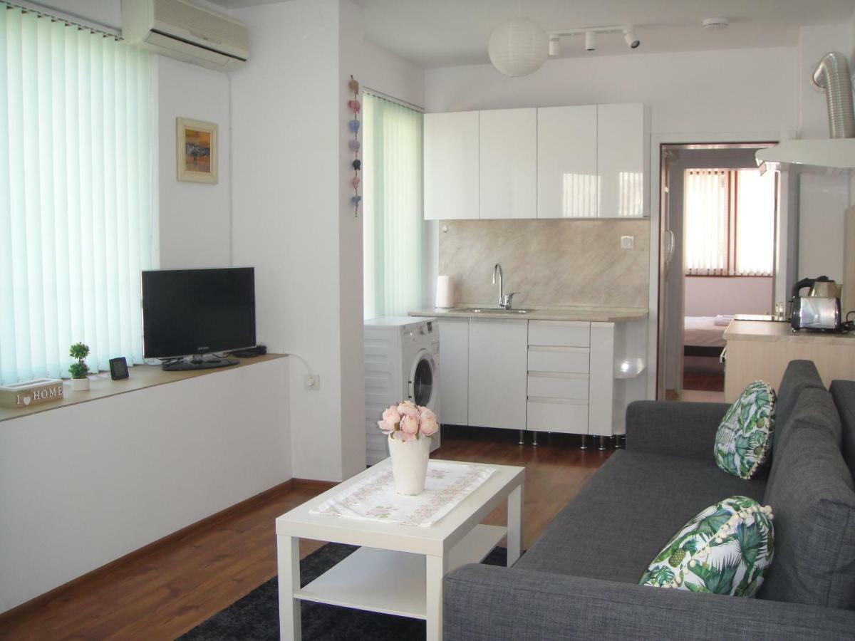 Shushi'S 1 Bedroom Central Apartment Пловдив Екстериор снимка