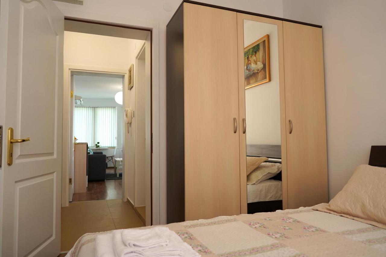 Shushi'S 1 Bedroom Central Apartment Пловдив Екстериор снимка